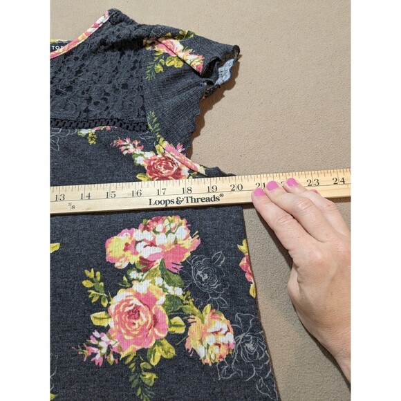Torrid Womens Gray Pink Peach Flower Floral Lace Smock Ruffle Sleeve Top Size 1 - Picture 10 of 11